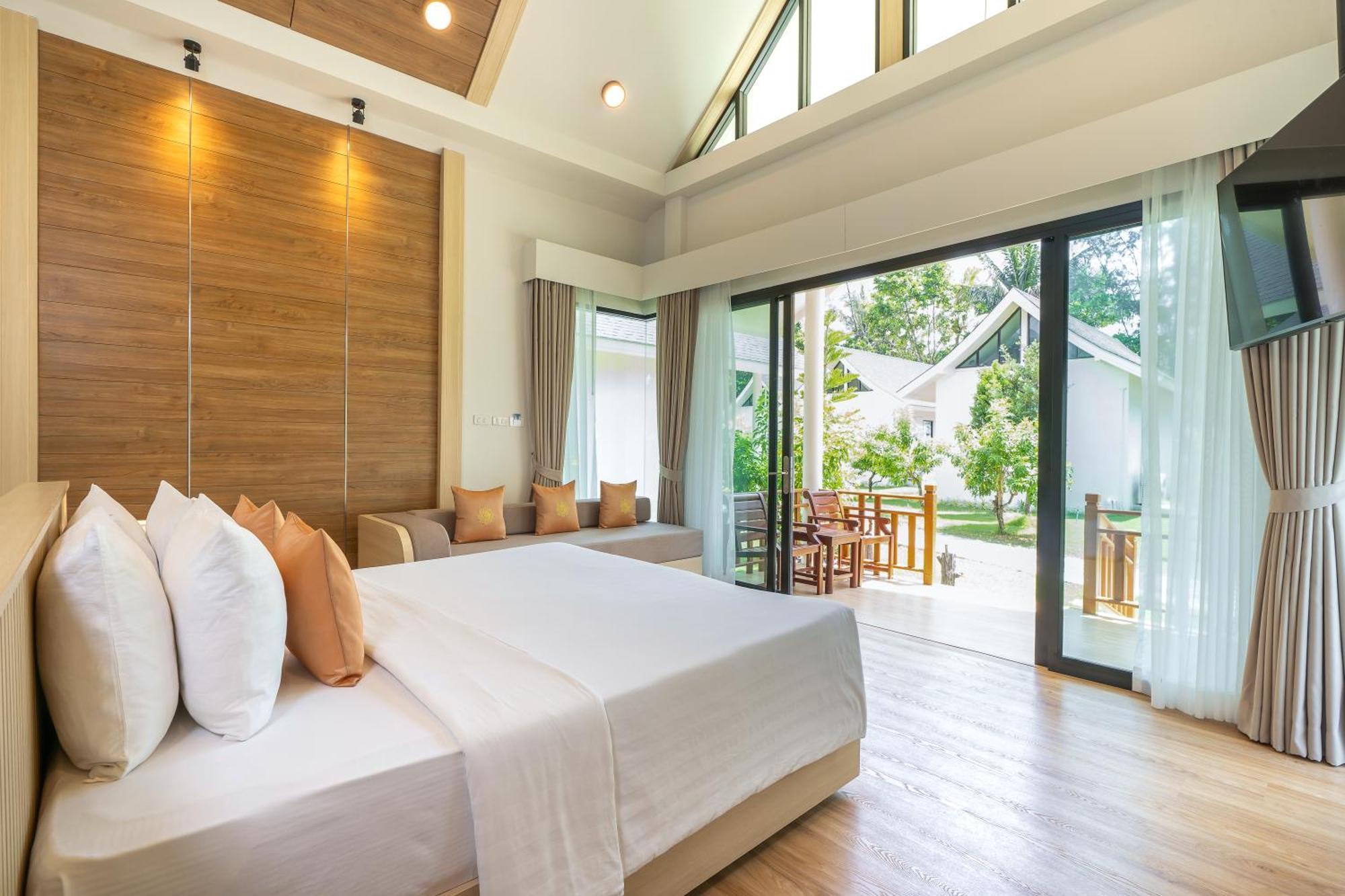 Koh Chang Paradise Resort & Spa Exterior photo